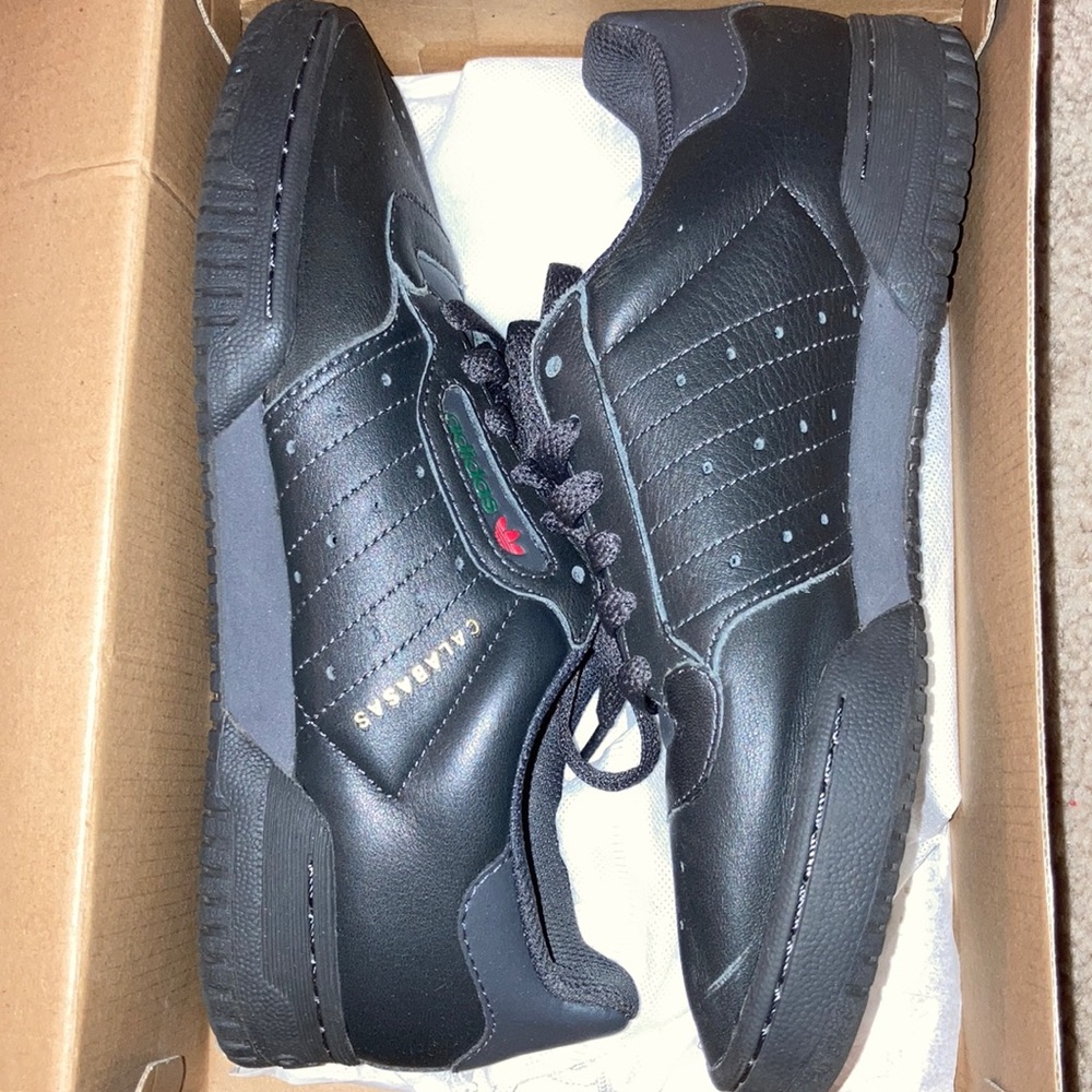 Yeezy Adidas Powerphase